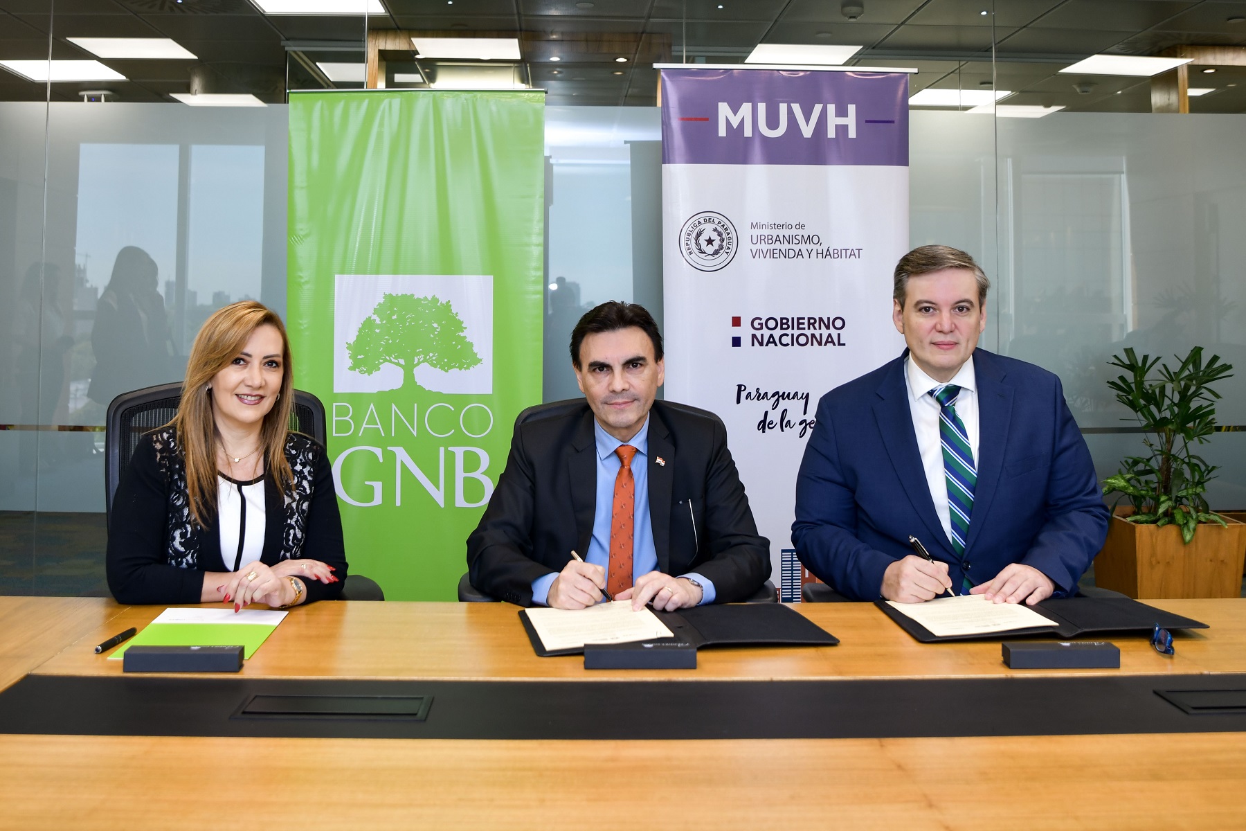 Banco GNB Paraguay Y MUVH Firman Alianza Para Facilitar El Acceso A La ...