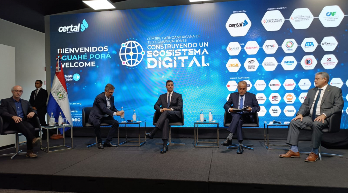 Promoviendo Inversiones En Telecomunicaciones La Cumbre Latinoamericana Certal Negocios 5días 4025