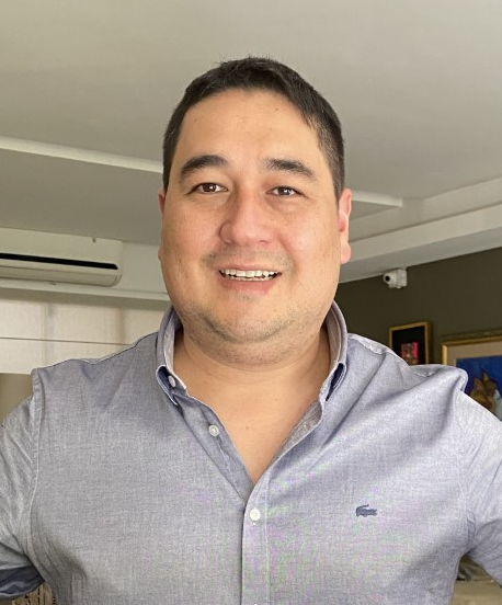 Eduardo Nakayama, director gerente general.